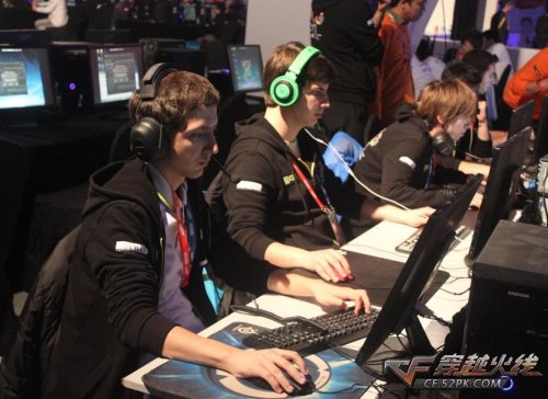外媒评前十中单：Faker第一，Scout第五